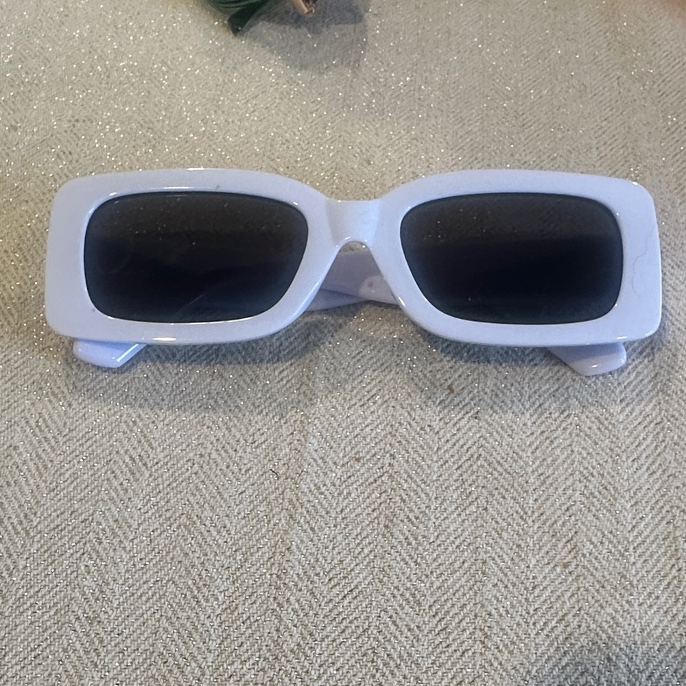 Stylish Rectangular Sunglasses